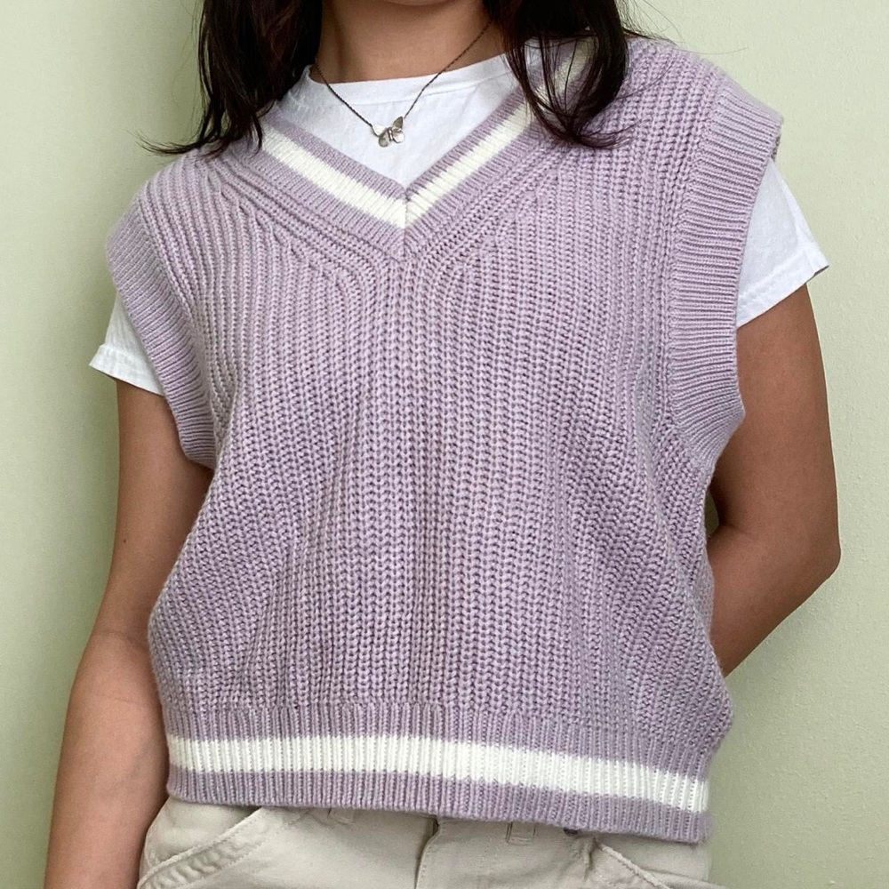 H&M Ribbed Sweater Vest - Picture 2 of 4